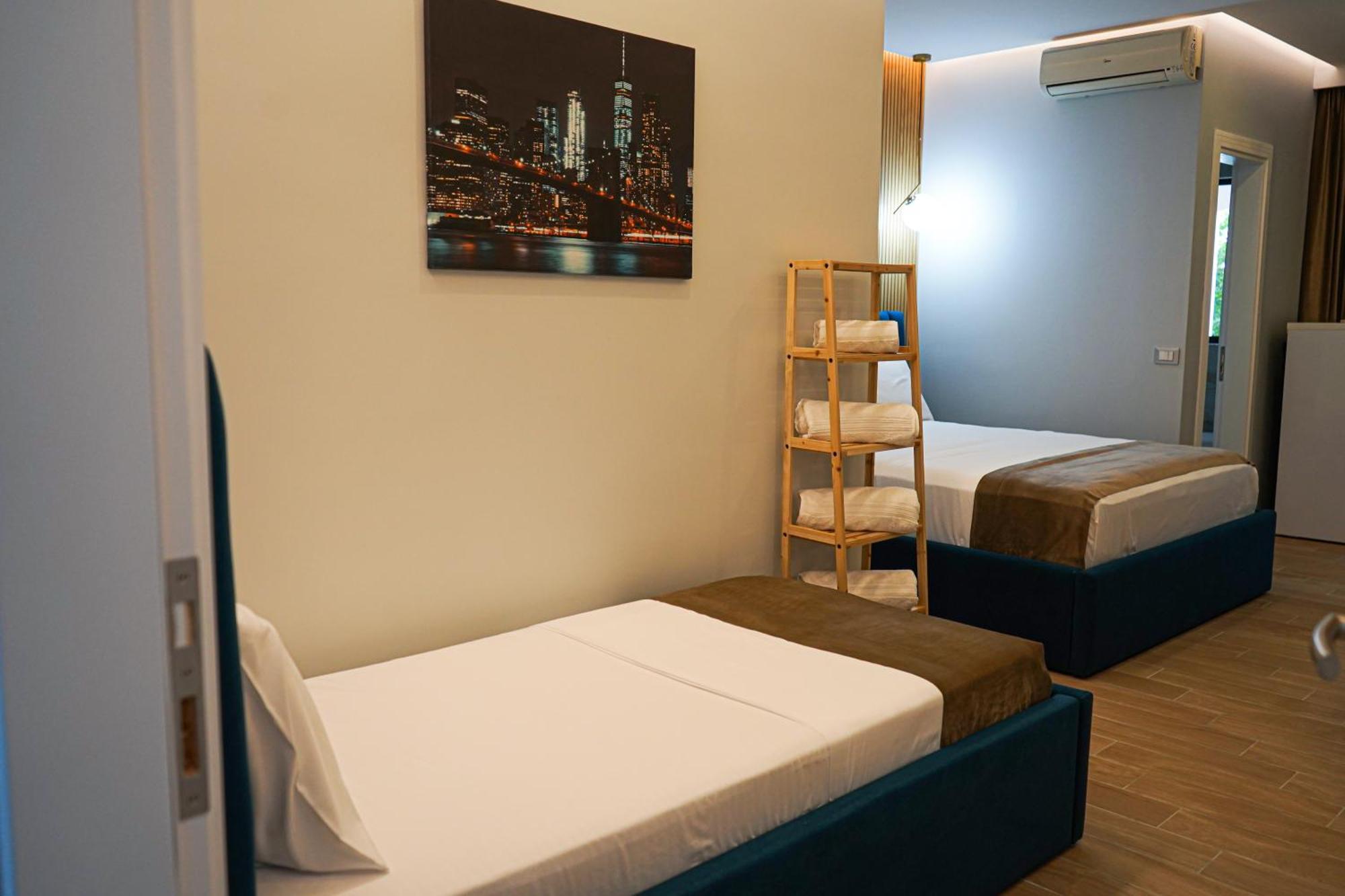 Delmar Apartments ゴーレム エクステリア 写真