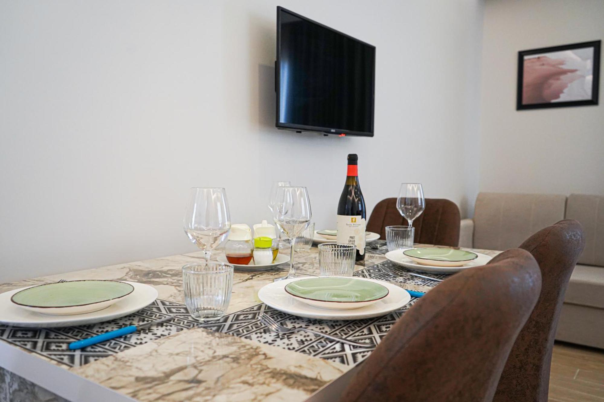 Delmar Apartments ゴーレム エクステリア 写真