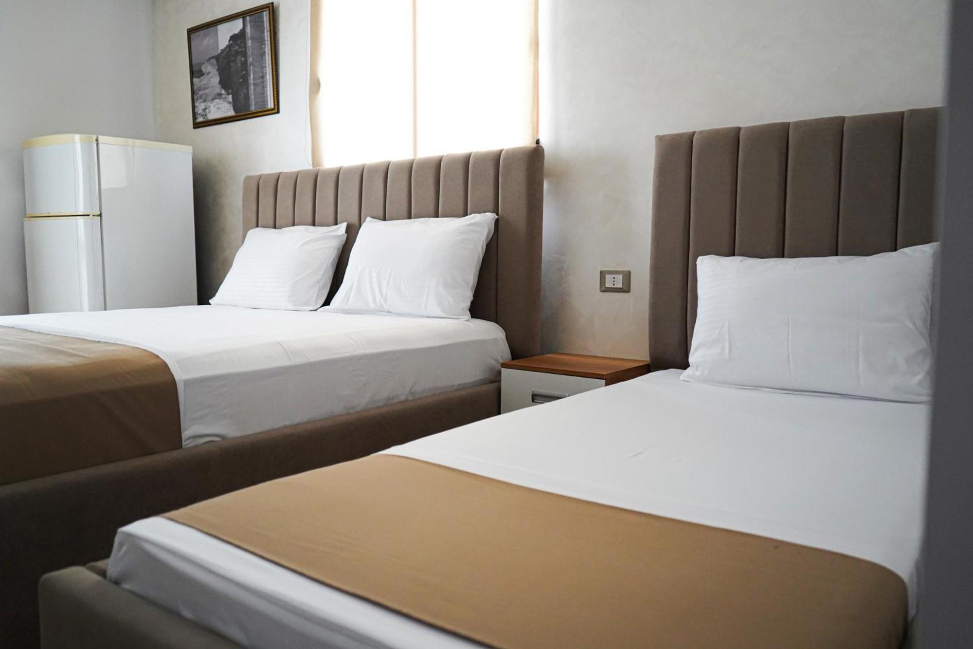 Delmar Apartments ゴーレム エクステリア 写真
