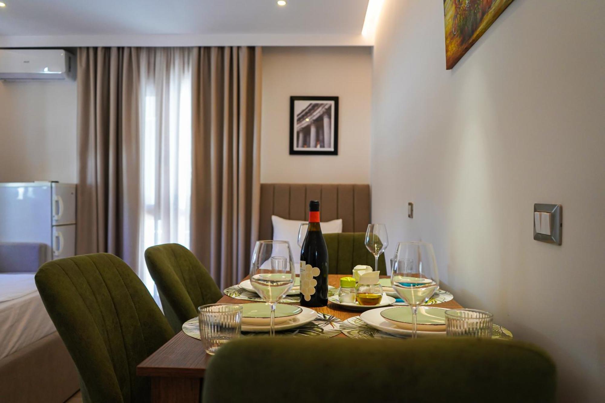 Delmar Apartments ゴーレム エクステリア 写真