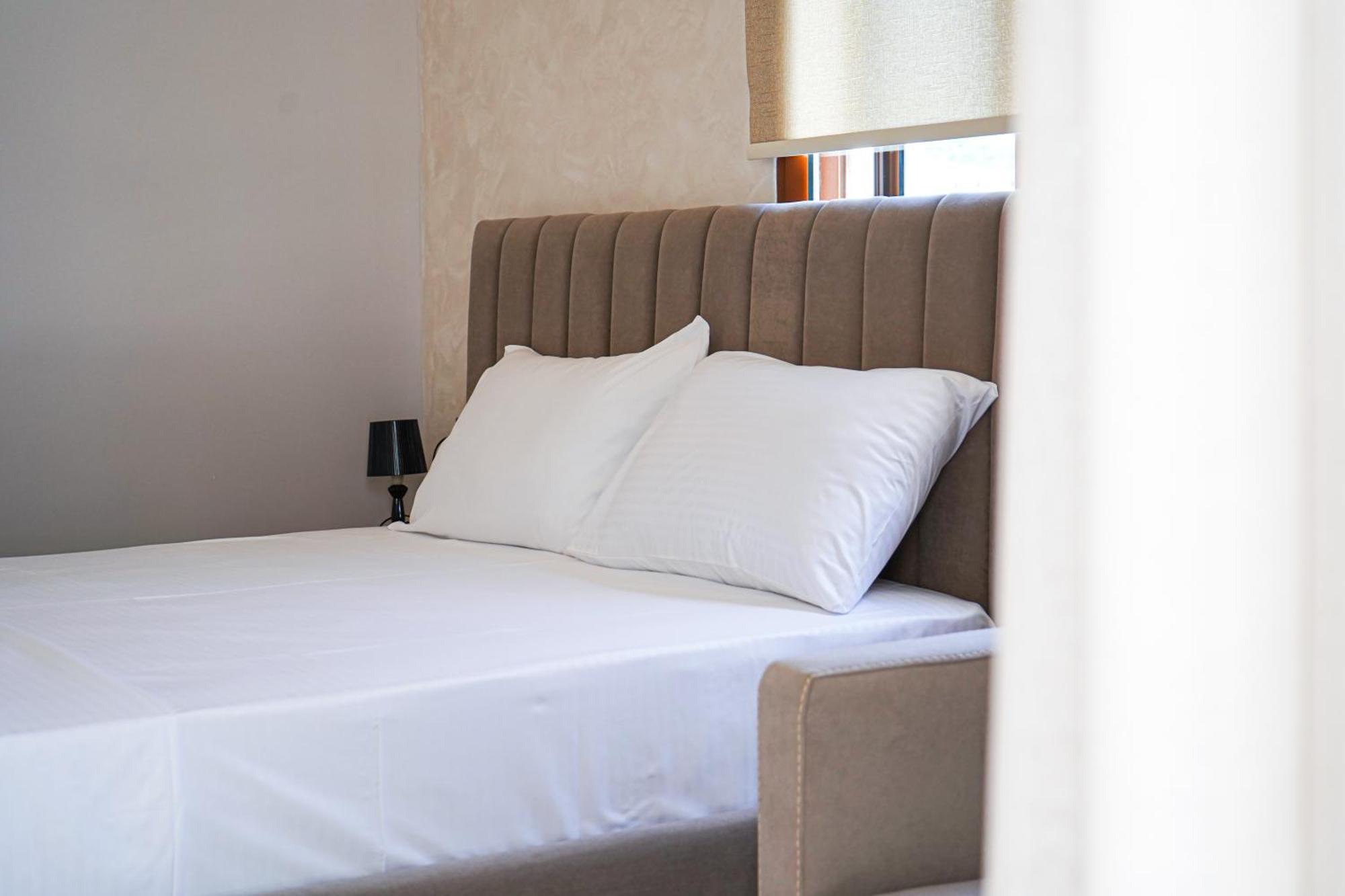 Delmar Apartments ゴーレム エクステリア 写真